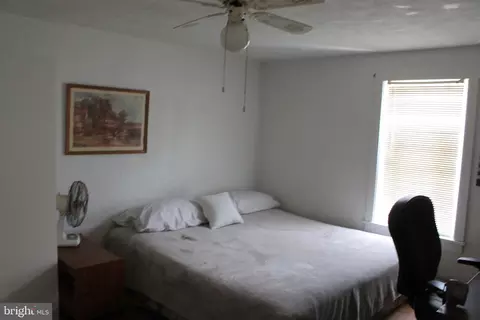 Bedroom - 629 Kelly Rd, Mount Jackson, VA 22842 photo 7 of 9