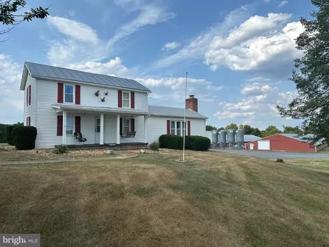 Exterior - 629 Kelly Rd, Mount Jackson, VA 22842 photo 6 of 17