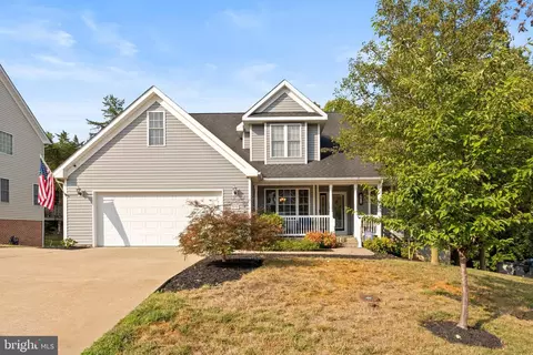 670 Crystal Ln, Strasburg, VA 22657