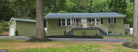 717 Coal Mine Rd, Strasburg, VA 22657