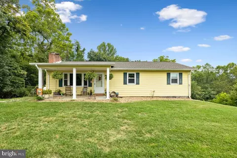 17553 Senedo Rd, Edinburg, VA 22824