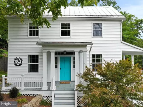 1211 Mt Hebron Rd, Strasburg, VA 22657