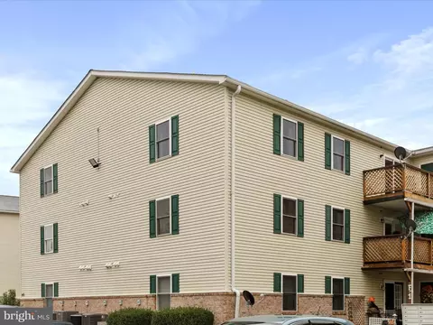 145 F9 Hailey Ln, Strasburg, VA 22657