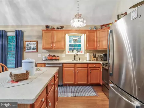 417 Killmon Rd, Basye, VA 22810 photo 11