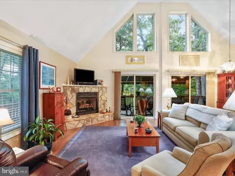 417 Killmon Rd, Basye, VA 22810 photo 3