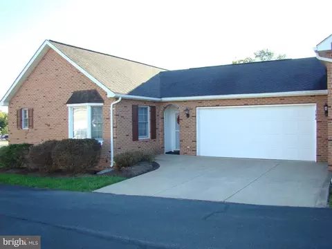 194 B1 Tyler Cir #B-1, Strasburg, VA 22657