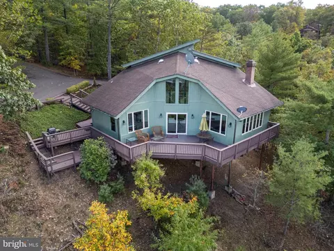 163 Raccoon Rd, Basye, VA 22810