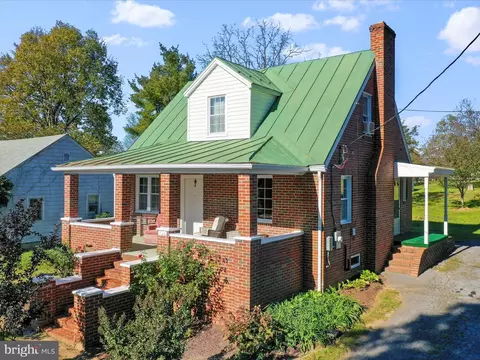520 Washington St, Woodstock, VA 22664