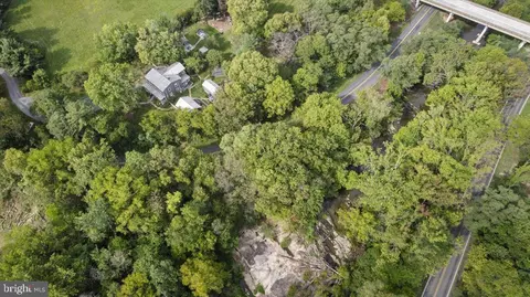 View/Area - 355 Orchard Dr, Mount Jackson, VA 22842 photo 9 of 9