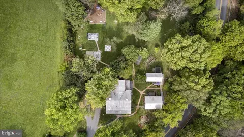 View/Area - 355 Orchard Dr, Mount Jackson, VA 22842 photo 3 of 9