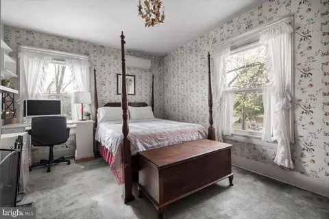 Bedroom - 355 Orchard Dr, Mount Jackson, VA 22842 photo 4 of 19