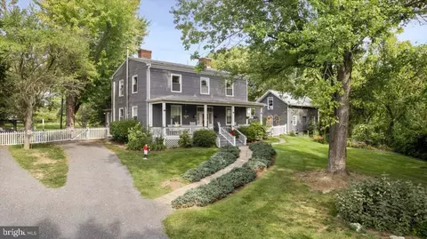 355 Orchard Dr, Mount Jackson, VA 22842