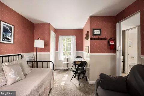 Bedroom - 355 Orchard Dr, Mount Jackson, VA 22842 photo 17 of 19