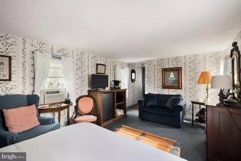 Bedroom - 355 Orchard Dr, Mount Jackson, VA 22842 photo 19 of 19
