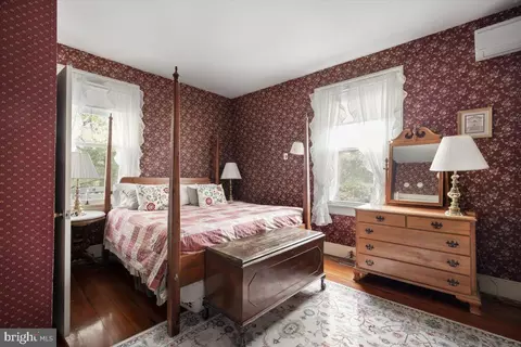Bedroom - 355 Orchard Dr, Mount Jackson, VA 22842 photo 3 of 19