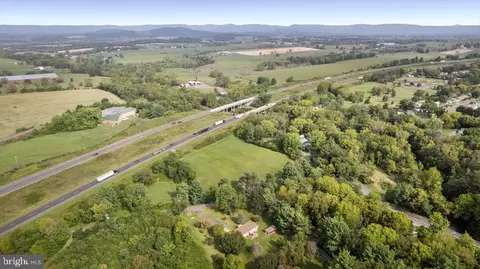 View/Area - 355 Orchard Dr, Mount Jackson, VA 22842 photo 8 of 9