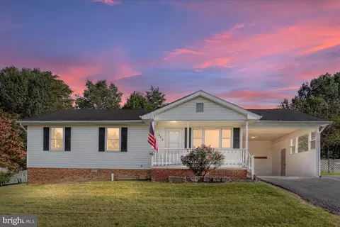 625 S Water St, Woodstock, VA 22664