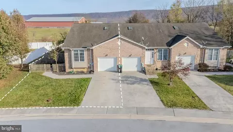 327 Lora Dr, Woodstock, VA 22664