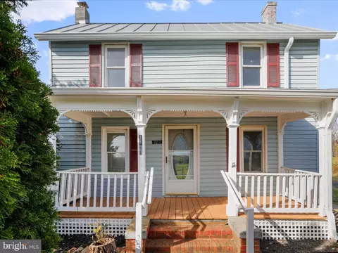 1127 Brook Creek Rd, Toms Brook, VA 22660