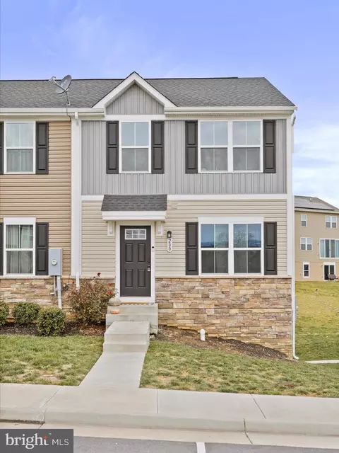 200 Spring Pl, Strasburg, VA 22657