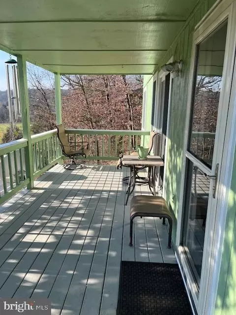 231 Resort Dr, Basye, VA 22810 photo 7
