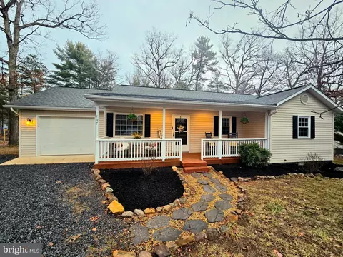 197 Cottonwood Dr, Mount Jackson, VA 22842