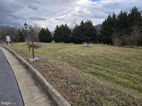 129 Flora Vista Ln, Woodstock, VA 22664