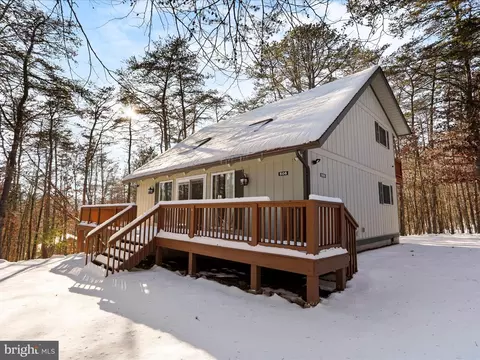 506 Stuart, Basye, VA 22810 photo 3