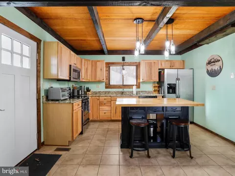 506 Stuart, Basye, VA 22810 photo 13