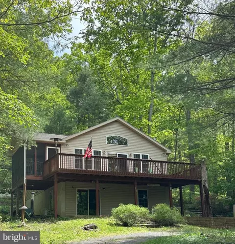 119 Ellis Rd, Basye, VA 22810