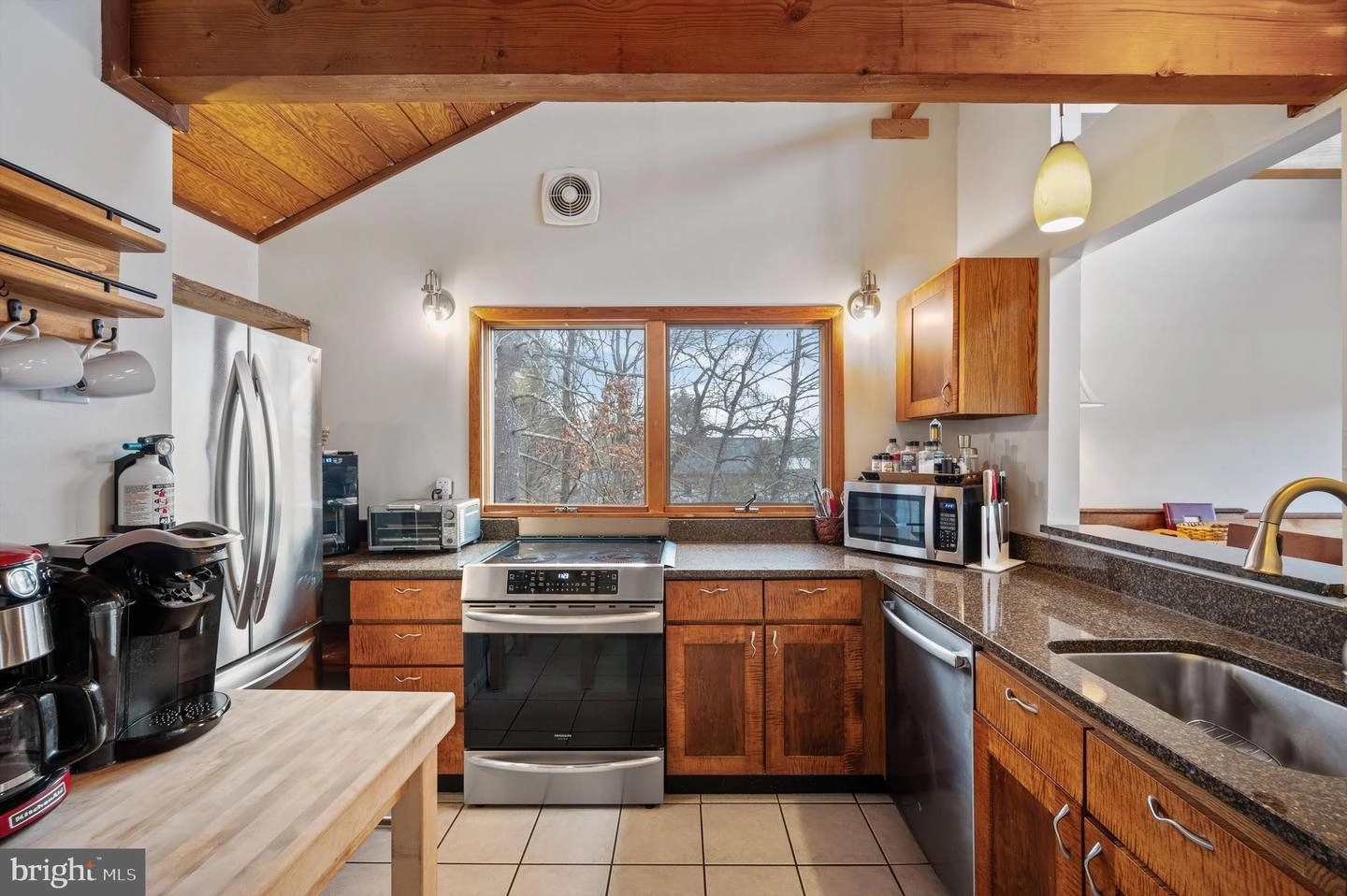 Kitchen - 32 Erika Dr, Basye, VA 22810 photo 1 of 2