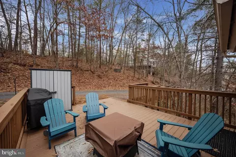 Exterior - 32 Erika Dr, Basye, VA 22810 photo 8 of 11