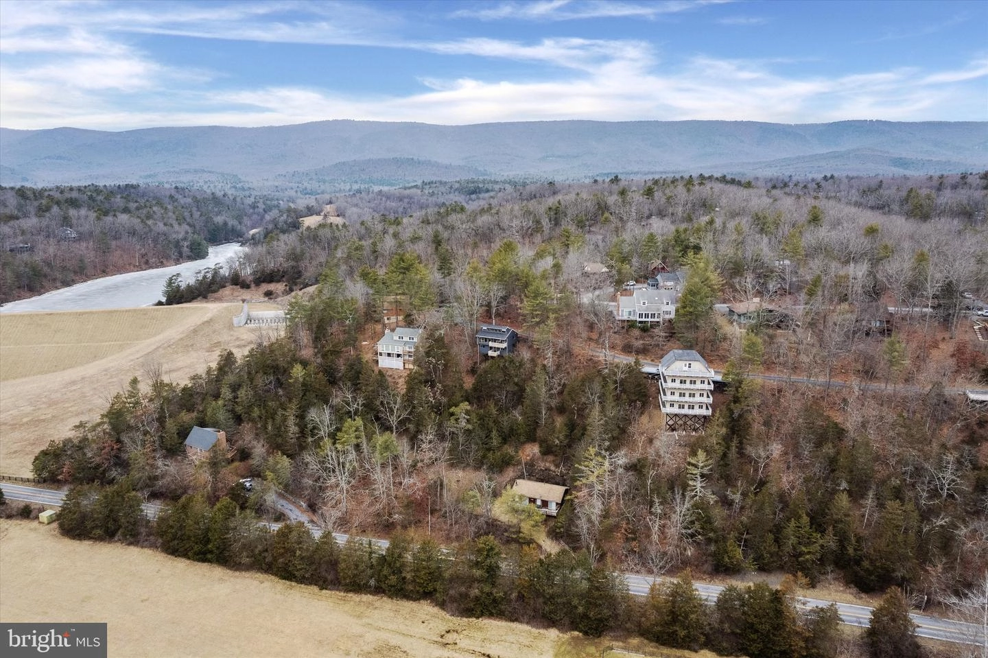 View/Area - 32 Erika Dr, Basye, VA 22810 photo 5 of 10