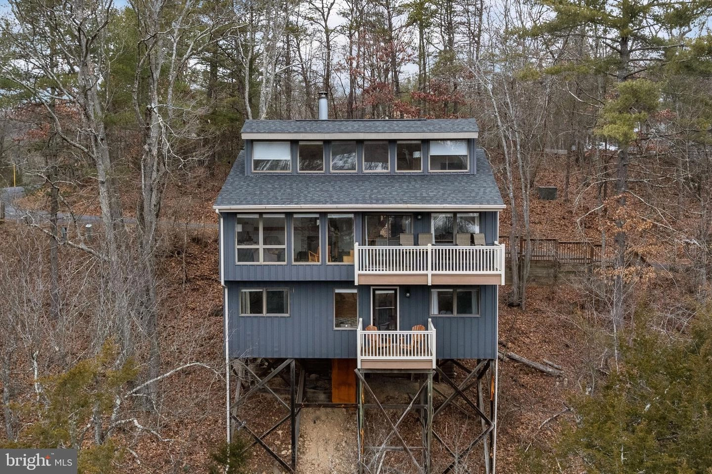 Exterior - 32 Erika Dr, Basye, VA 22810 photo 7 of 11