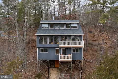 Exterior - 32 Erika Dr, Basye, VA 22810 photo 7 of 11