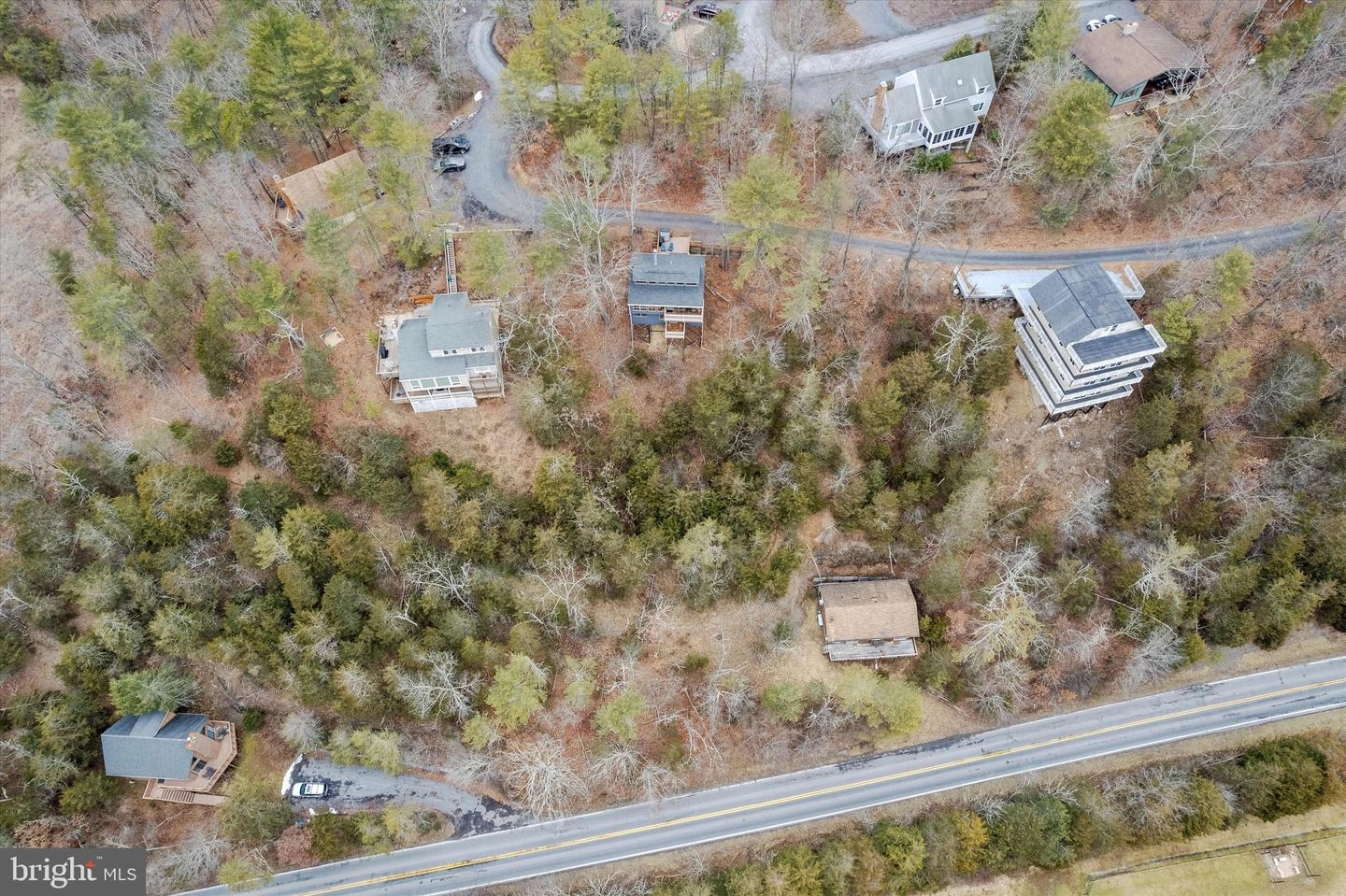 View/Area - 32 Erika Dr, Basye, VA 22810 photo 9 of 10