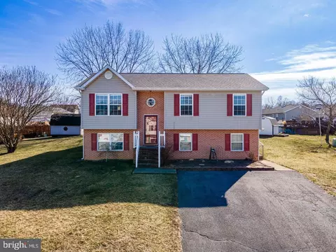 33 Nikita, Maurertown, VA 22644