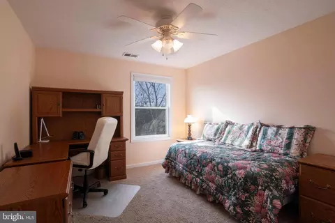 Bedroom - 1232 Lee Rd, Basye, VA 22810 photo 5 of 6