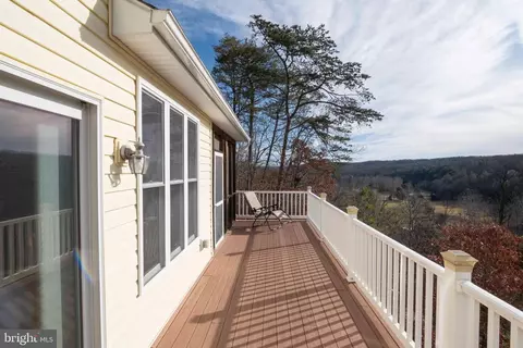 Exterior - 1232 Lee Rd, Basye, VA 22810 photo 3 of 8