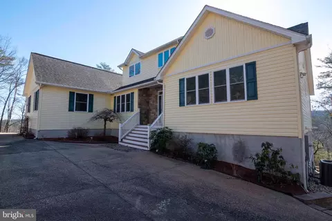 Exterior - 1232 Lee Rd, Basye, VA 22810 photo 5 of 8