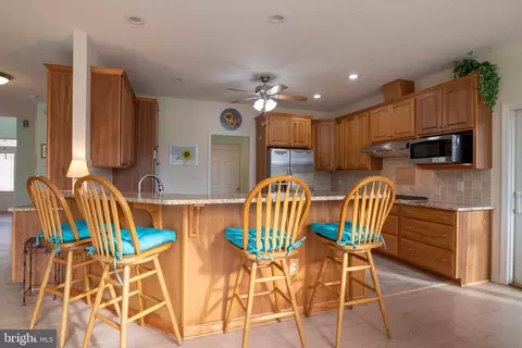 Kitchen - 1232 Lee Rd, Basye, VA 22810 photo 2 of 4
