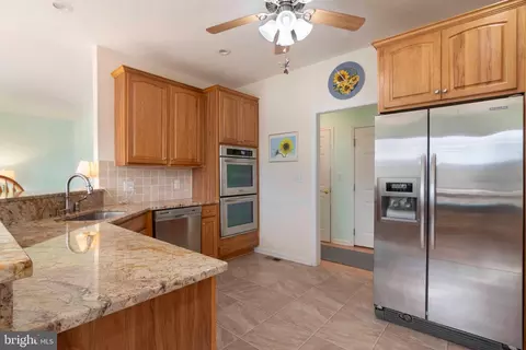 Kitchen - 1232 Lee Rd, Basye, VA 22810 photo 4 of 4