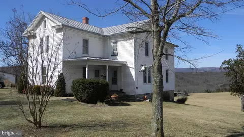 2637 N Mountain Rd, Mount Jackson, VA 22842