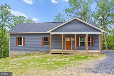 86 Secession Ln, New Market, VA 22844