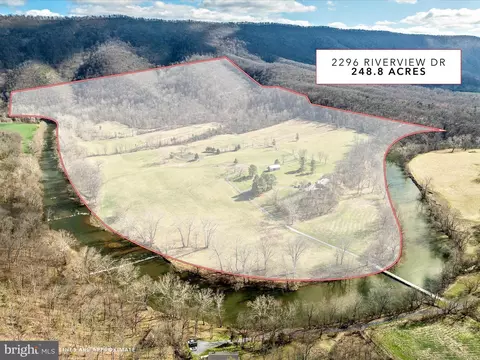 2296 Riverview Dr, Toms Brook, VA 22660