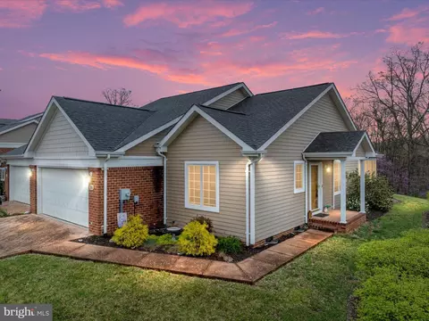 200 Stony Pointe Way, Strasburg, VA 22657