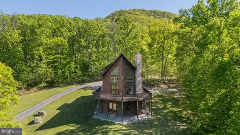 267 Tomahawk Ln, Edinburg, VA 22824