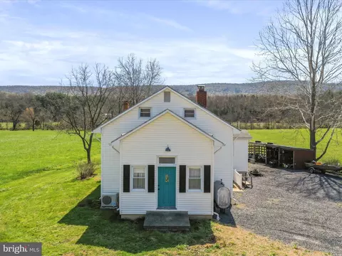 8610 Fort Valley Rd, Fort Valley, VA 22652