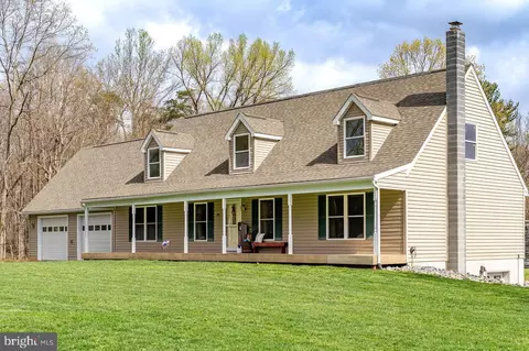 84 Barrick Ln, Mount Jackson, VA 22842