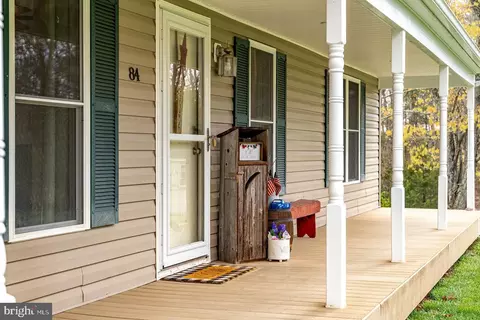 Exterior - 84 Barrick Ln, Mount Jackson, VA 22842 photo 5 of 7